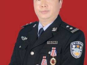 汶川地震诞生了“中国警嫂基金”和中国警营公益人——李达文!