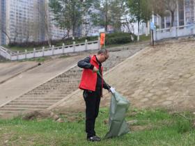 上渡街道:清河净滩扮靓资江