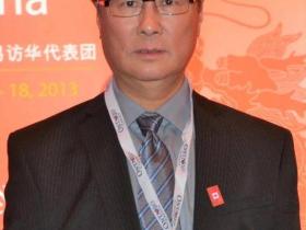 于琮章: 镜头追踪的影像世界