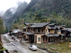 贵州喀斯特秘境探险:九秩遵章越野自驾集结赛前夕,亲历银河洞飞拉达地心奇遇