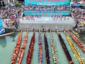 五月舟飞千帆竞渡,端午龙舟赛燃爆碧江!