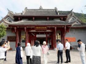 海外华媒走进川南傅氏家风馆,领略家风与家国情怀