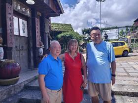 「亲情往来」多米尼加原总统顾问吴玫瑰为家乡题词
