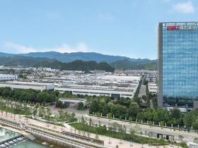 跛脚人士三轮面试遭辞退引发关注 得力岂能道歉了事