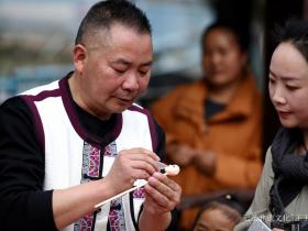 六盘水市新街乡面塑邓笔先:指尖上的非遗传承与创新