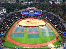 2025雷山苗年斗牛大赛点燃节日激情吸引各方来客齐聚狂欢