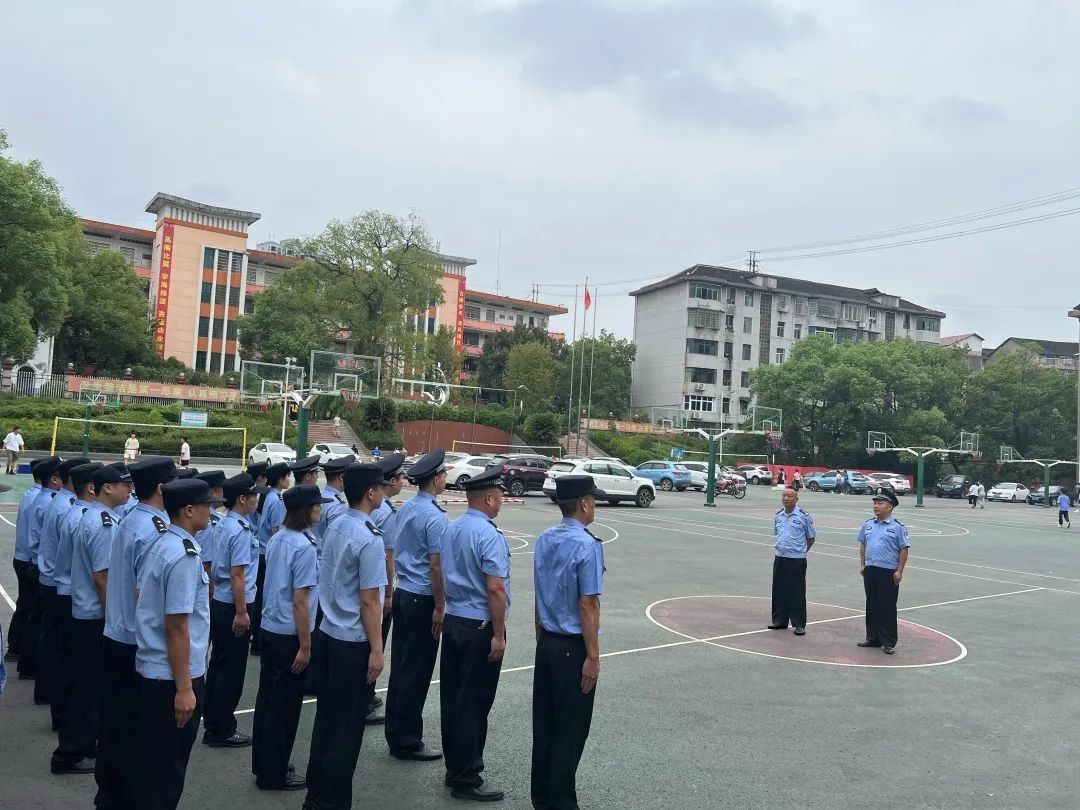 【全警实战大练兵】“以训强警，以练促战”——上梅派出所开展辅警集中练兵活动