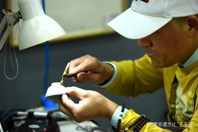 柳波：传承锔瓷非遗文化在残瓷中寻找残缺美学-图片4