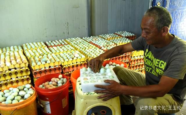 党建引领“金蛋”铺就致富路 水城铜厂村林下养殖激活乡村振兴-图片4