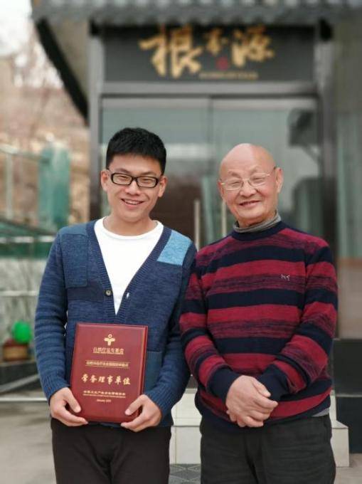 “手”护健康——振动拍打非遗传承人刘啸轩-图片2