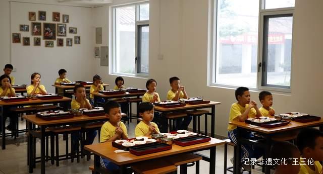 从羞涩到自信：贵阳学子在良苗文化国庆演讲营的华丽转身-图片4