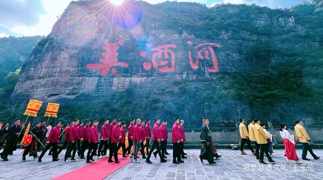 探秘好酒的诞生:汉台酒业取水下沙大典演绎匠心酿造-图片8