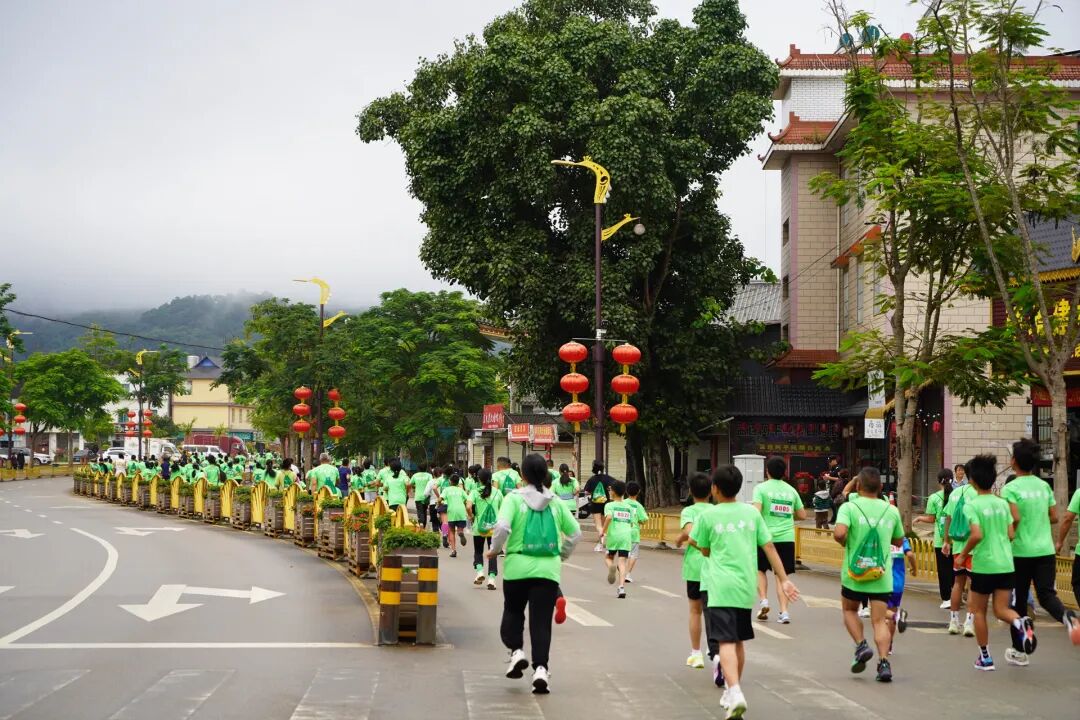 2025绿跑中国全民健康大赛(云南·孟连站)圆满收官