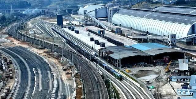 贵州省水城能投铁路专用线首趟煤炭专列成功发车-图片5