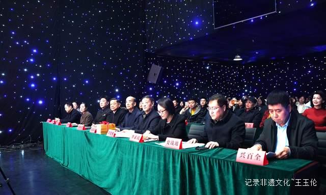 聚焦时代之问,叩响心灵之门 ——国内首部家庭教育题材系列精品短剧《失语的花》在河北邢台隆重开机-图片5