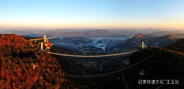 云上仙街 心尖起舞：探秘石阡仙境中的高空奇缘