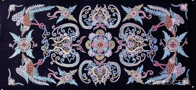 韦桃花:马尾绣“指尖经济”古韵焕新彩走出旅游商品新路-图片8