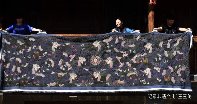 韦桃花:马尾绣“指尖经济”古韵焕新彩走出旅游商品新路-图片10