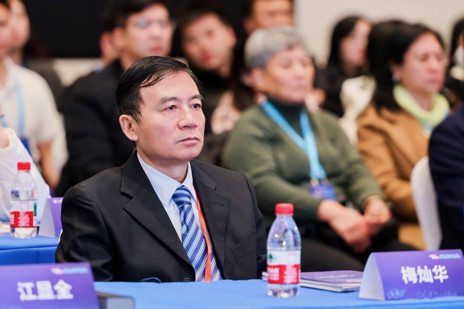 博音听力“小金蛋”来袭:耐久续航+舒适佩戴,重塑美好“声”活!-图片11