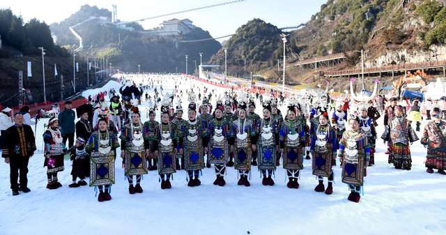 “村潮”涌向“雪原”：黔东南“村”字号IP首进梅花山，非遗与冰雪共谱贵州冬季恋歌