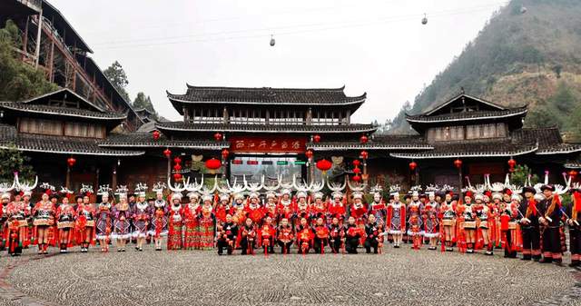 【新春走基层】雷山西江千户苗寨：马年新春送福 苗寨盛景贺新岁