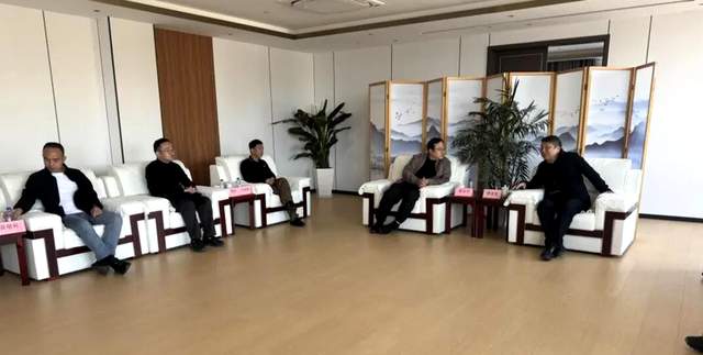 从“红色老区”到“产业蓝海”：晋江内坑镇问路金华山，探寻三百亿拖鞋产业的共富“密钥”-图片4