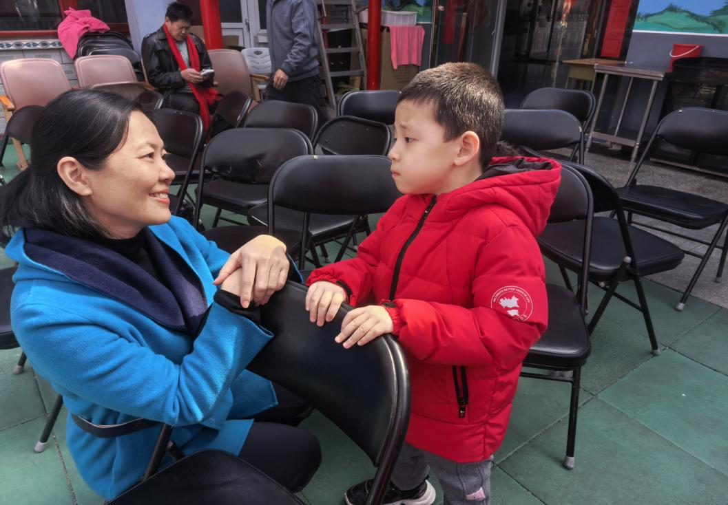 爱心汇聚通州 情暖“星星的孩子” ——多家媒体及爱心单位赴北京智兴博悦康复托管中心 开展慰问活动-图片3